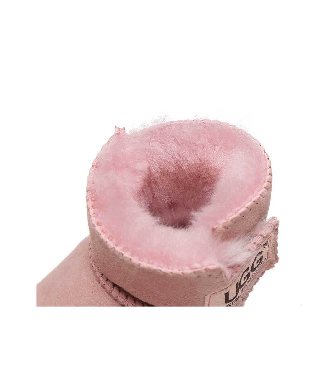 UGG Baby Beanie Bootie Gift Set